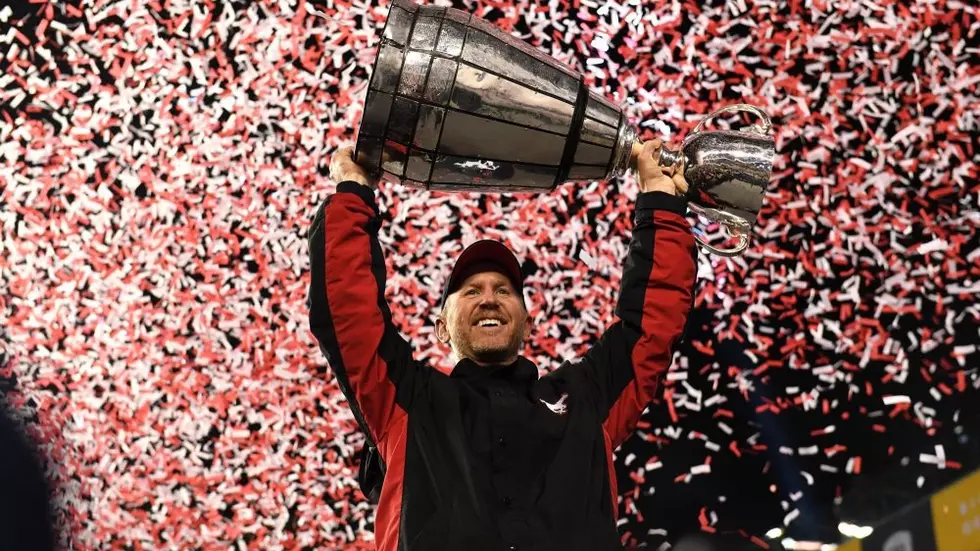 Dickenson wins Grey Cup, set for Hall of Fame induction Dec. 4