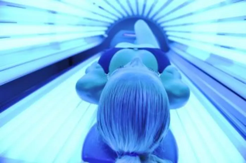 American Cancer Society: Save lives, restrict minors from tanning beds
