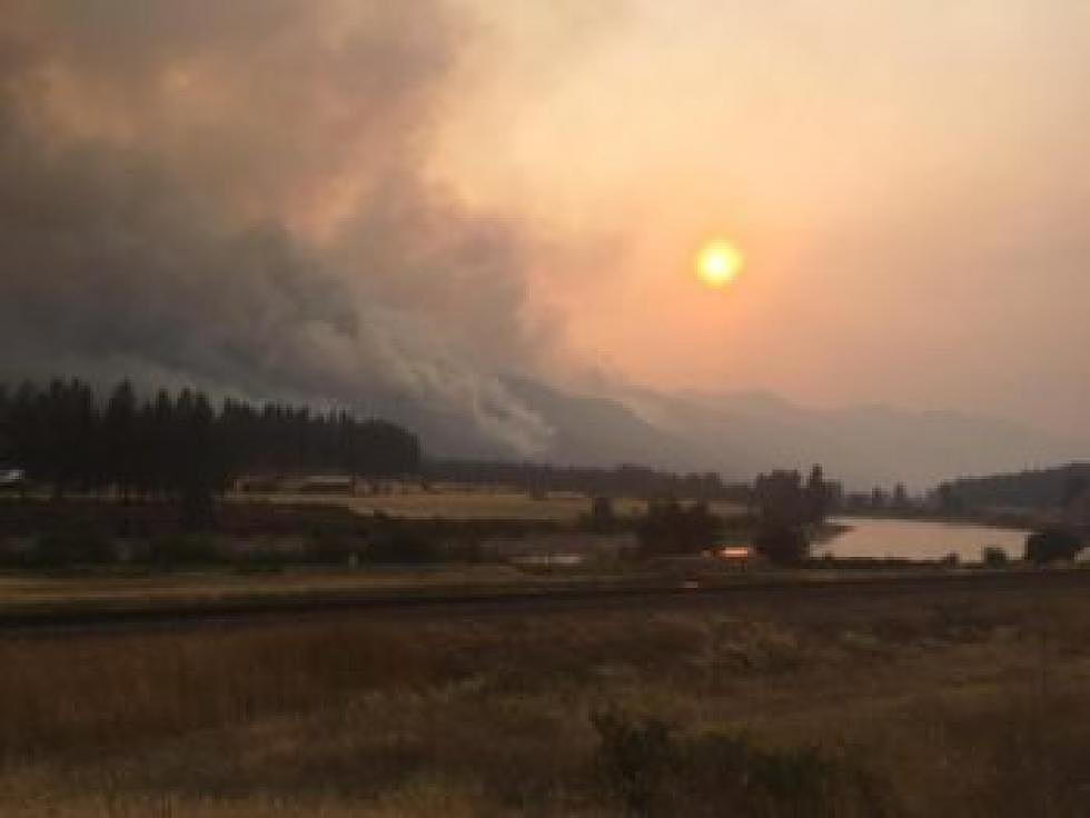 Air &#8220;very unhealthy&#8221; as fires expand under easterly winds; no help from FEMA